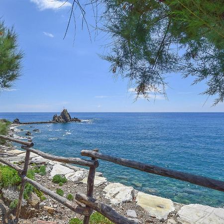 Amazing Apartment In Moneglia With House Sea View Kültér fotó